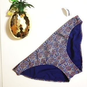 Old Navy bikini bottoms XXL